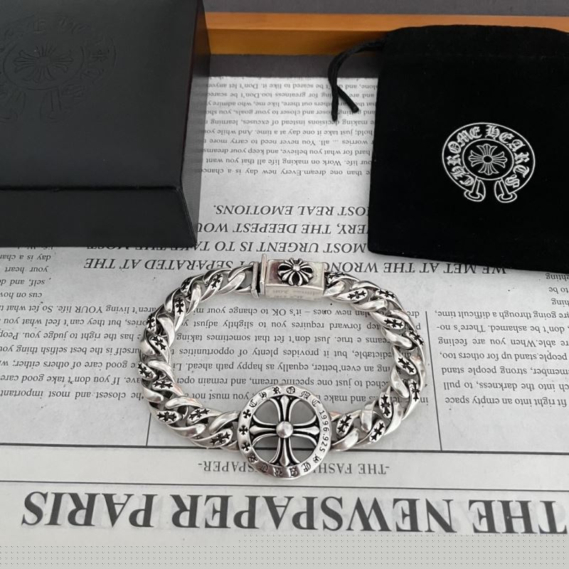 Ch**me He**ts bracelets
